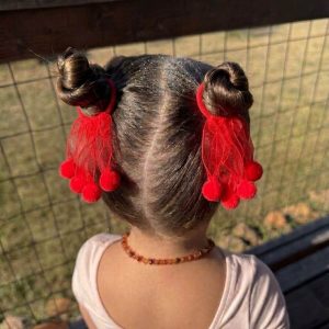 Ponponlu Tüllü Lastik Toka